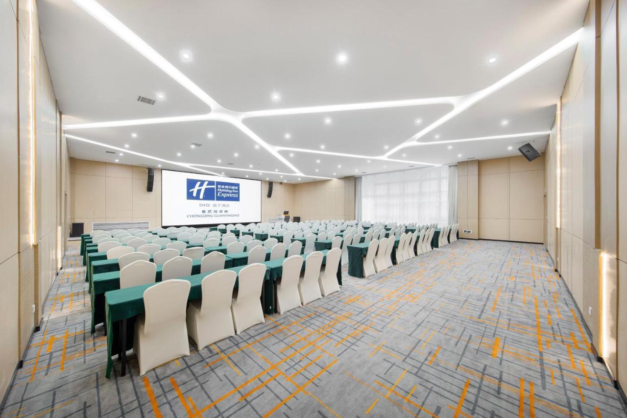 Holiday Inn Express Chongqing Guanyinqiao By Ihg Zewnętrze zdjęcie
