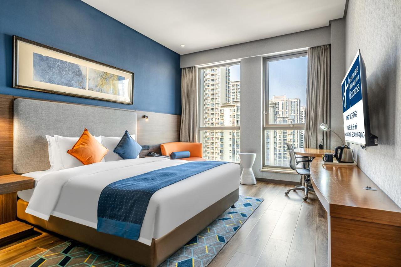 Holiday Inn Express Chongqing Guanyinqiao By Ihg Zewnętrze zdjęcie