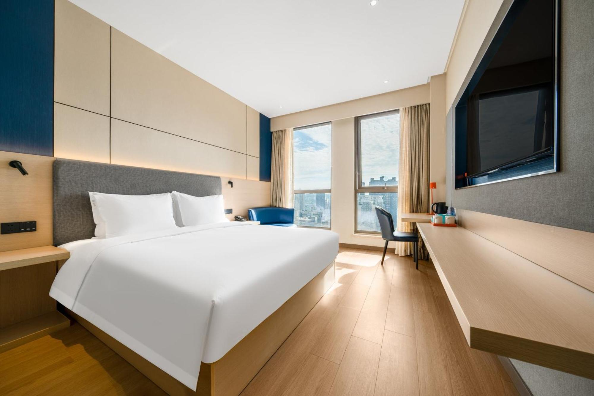 Holiday Inn Express Chongqing Guanyinqiao By Ihg Zewnętrze zdjęcie