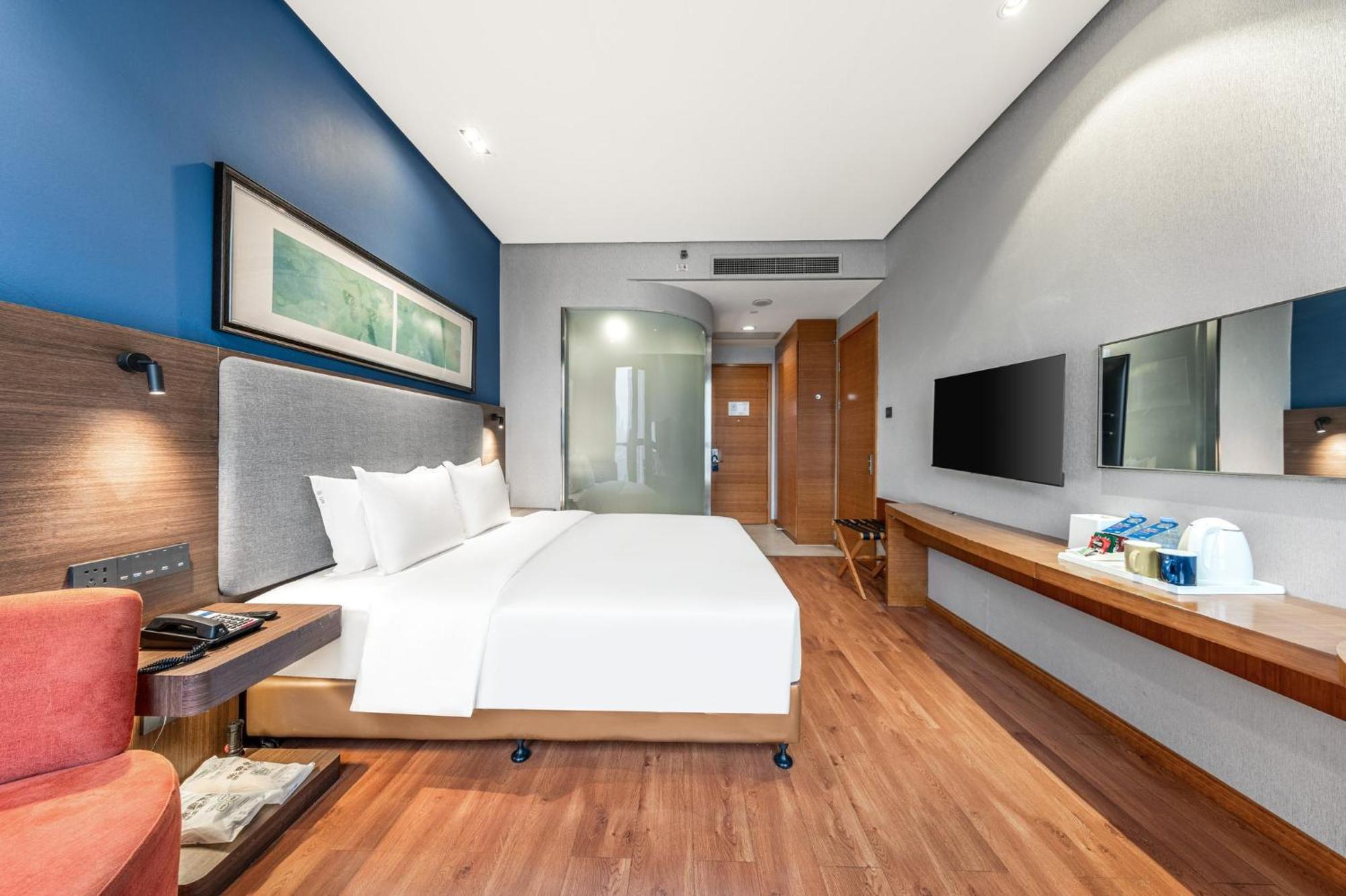 Holiday Inn Express Chongqing Guanyinqiao By Ihg Zewnętrze zdjęcie
