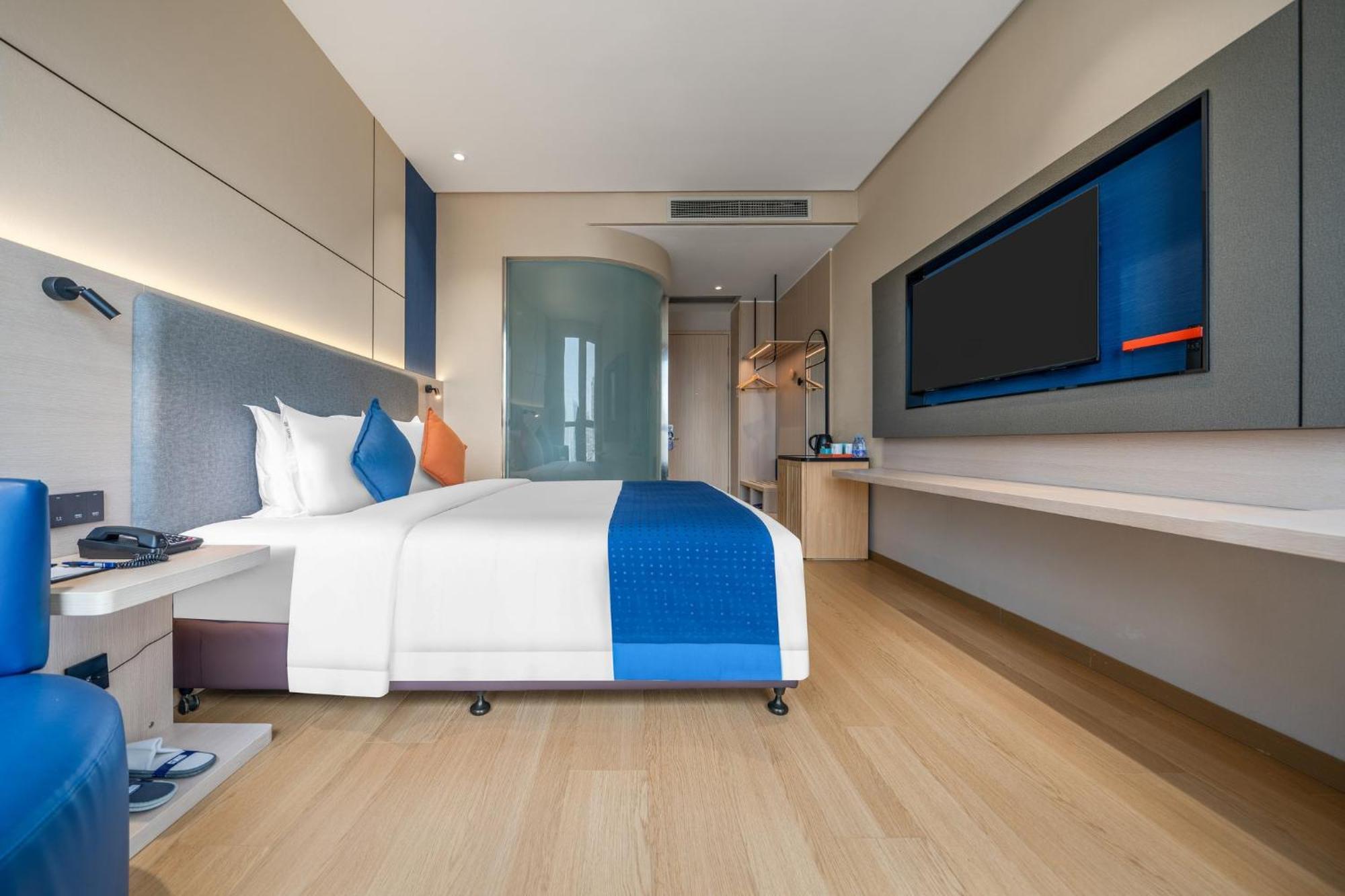 Holiday Inn Express Chongqing Guanyinqiao By Ihg Zewnętrze zdjęcie